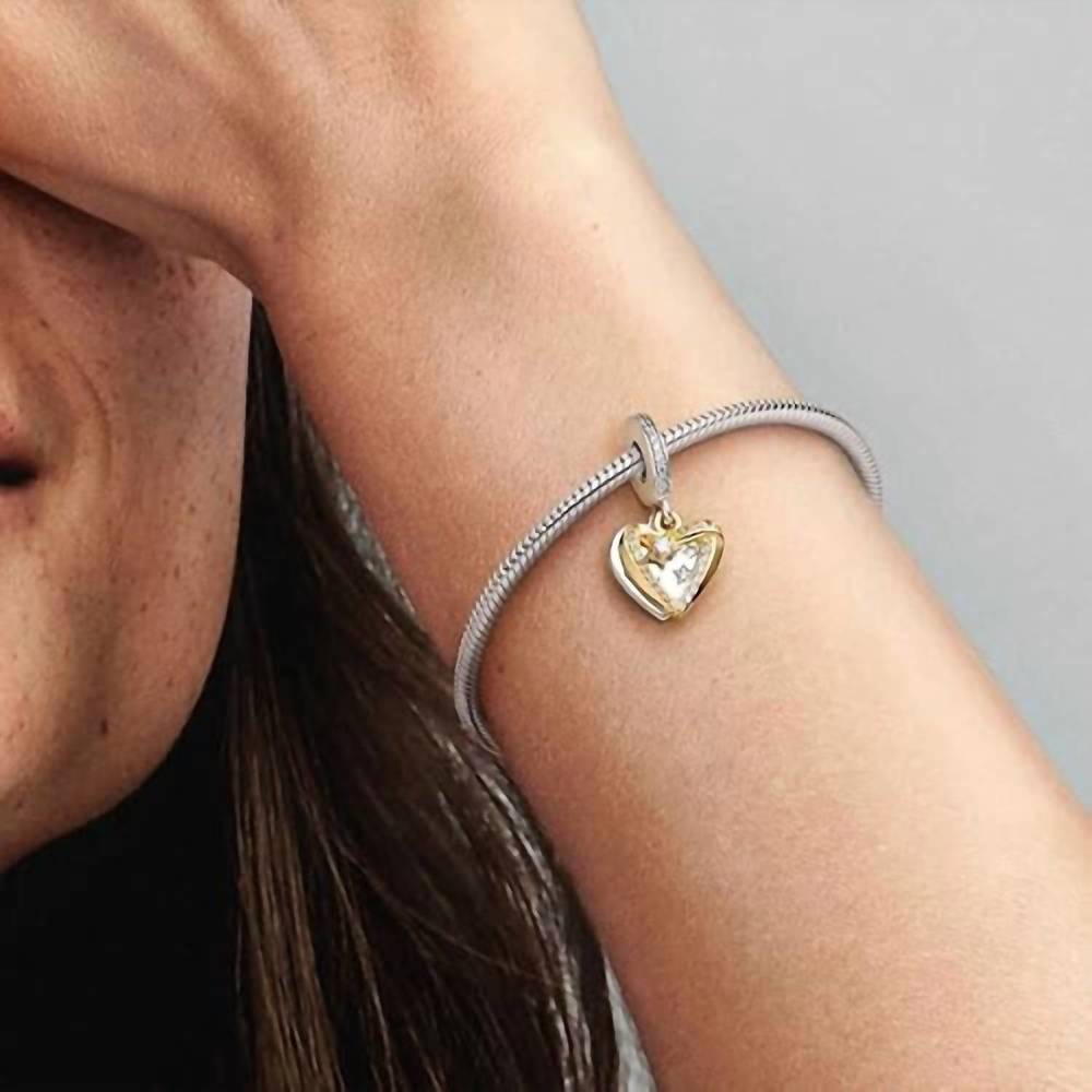 NEW PANDORA women's shooting hearts dangle charm in gold - Picture 3 of 3